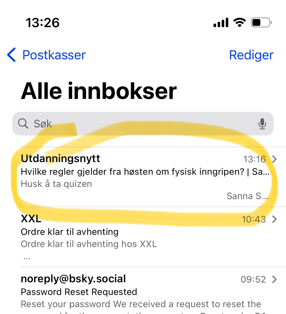 Innboksen med mail fra Utdanningsnytt øverst. Header: «Hvilke regler gjelder fra høsten om fysisk inngripen?»